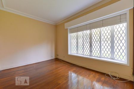 Quarto de casa à venda com 3 quartos, 350m² em Vila Madalena, São Paulo