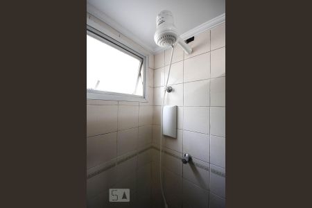 Detalhe do banheiro de apartamento para alugar com 2 quartos, 74m² em Butantã, São Paulo