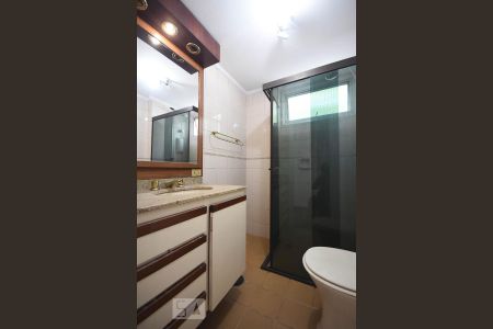Banheiro de apartamento para alugar com 2 quartos, 74m² em Butantã, São Paulo