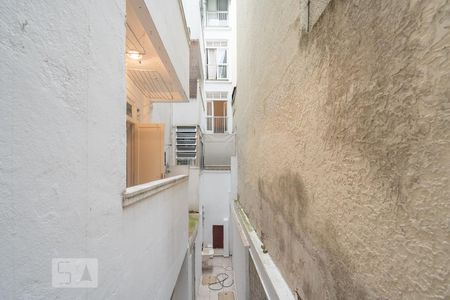 Vista da sala de apartamento à venda com 2 quartos, 65m² em Cosme Velho, Rio de Janeiro