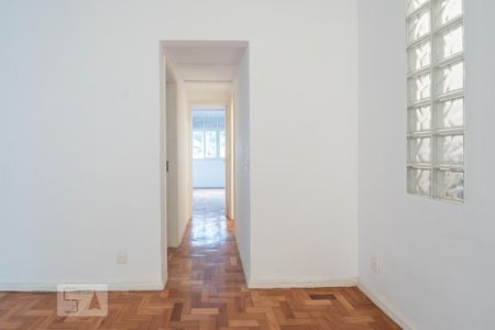 Corredor de apartamento à venda com 2 quartos, 65m² em Cosme Velho, Rio de Janeiro