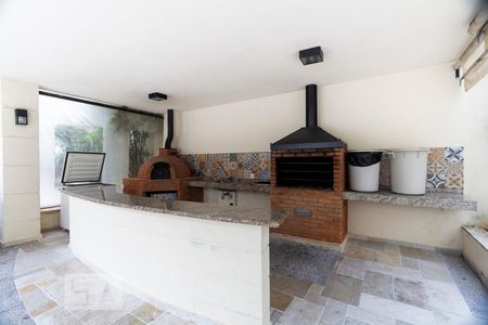 Apartamento à venda com 98m², 3 quartos e 2 vagasChurrasqueira