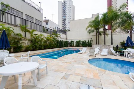 Apartamento à venda com 98m², 3 quartos e 2 vagasPiscina