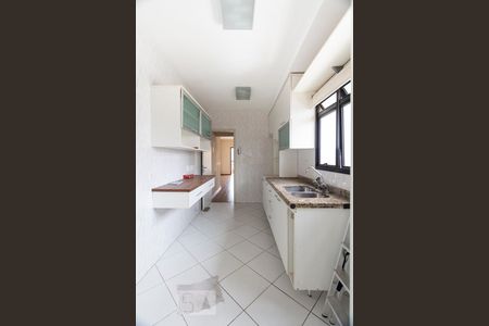 Apartamento à venda com 98m², 3 quartos e 2 vagasCozinha