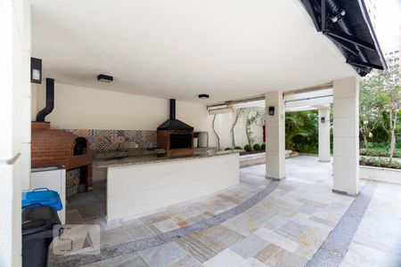 Apartamento à venda com 98m², 3 quartos e 2 vagasChurrasqueira