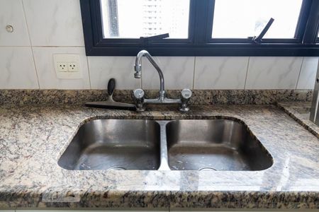 Apartamento à venda com 98m², 3 quartos e 2 vagasCozinha