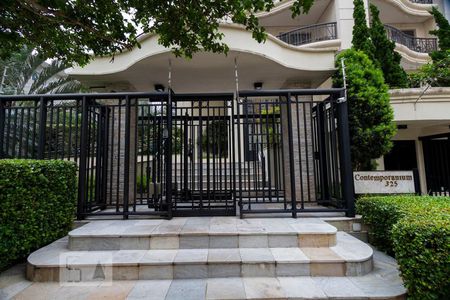 Apartamento à venda com 98m², 3 quartos e 2 vagasFachada