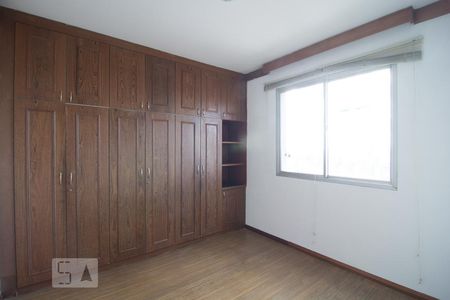 Apartamento à venda com 180m², 4 quartos e 2 vagas
Quarto 3