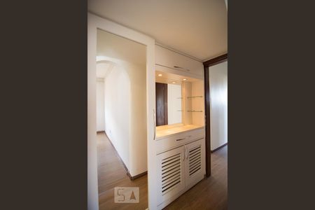 Apartamento à venda com 180m², 4 quartos e 2 vagasSuíte