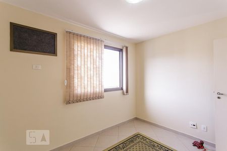 Apartamento para alugar com 68m², 2 quartos e 1 vagaQuarto