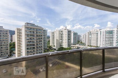 Apartamento para alugar com 68m², 2 quartos e 1 vagaVista
