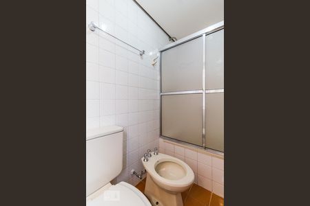 Apartamento à venda com 88m², 3 quartos e 1 vagaBanheiro da suíte 02