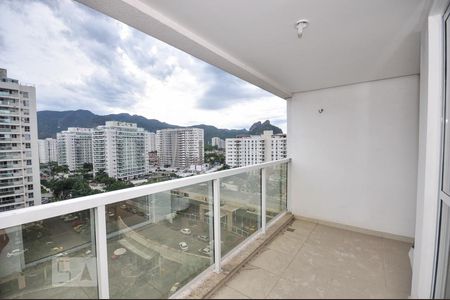 Varanda de apartamento para alugar com 2 quartos, 70m² em Jacarepaguá, Rio de Janeiro