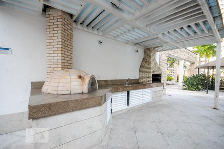 Apartamento para alugar com 70m², 2 quartos e 2 vagasChurrasqueiras - Piscina