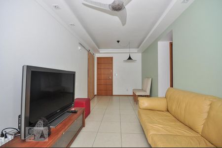 Sala de apartamento para alugar com 2 quartos, 70m² em Jacarepaguá, Rio de Janeiro