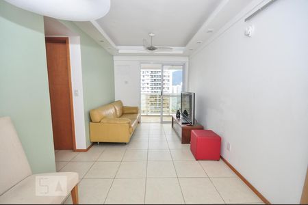 Sala de apartamento para alugar com 2 quartos, 70m² em Jacarepaguá, Rio de Janeiro
