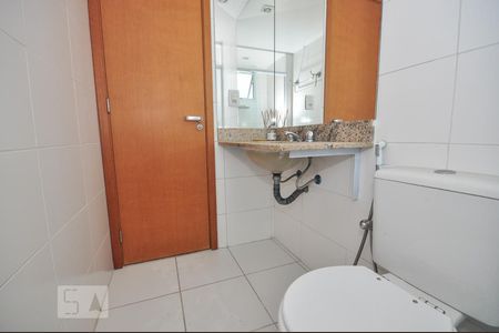 Apartamento para alugar com 70m², 2 quartos e 2 vagasBanheiro Suíte