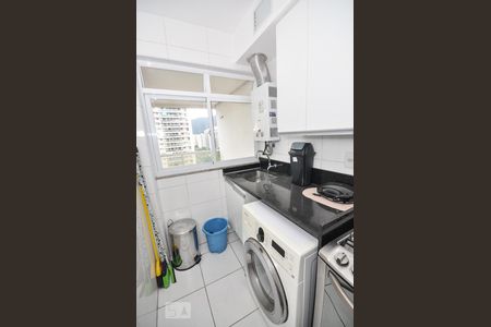 Apartamento para alugar com 70m², 2 quartos e 2 vagasCozinha e Área de Serviço