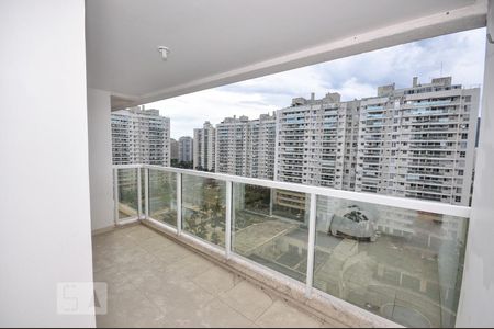 Varanda de apartamento para alugar com 2 quartos, 70m² em Jacarepaguá, Rio de Janeiro