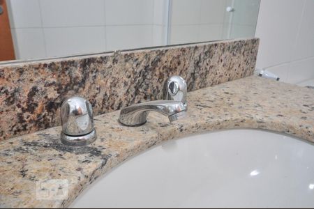 Apartamento para alugar com 70m², 2 quartos e 2 vagasBanheiro Suíte