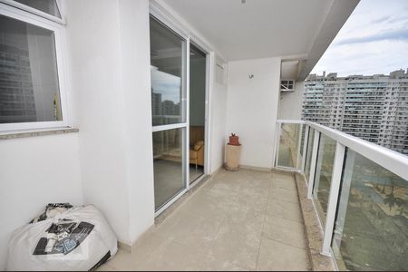 Apartamento para alugar com 70m², 2 quartos e 2 vagasVaranda