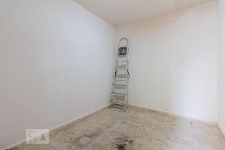 Casa à venda com 130m², 2 quartos e 2 vagas Casa à venda com 130m², 2 quartos e 2 vagasQuarto - Área de Serviço