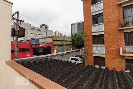 Casa à venda com 130m², 2 quartos e 2 vagas Casa à venda com 130m², 2 quartos e 2 vagasVista