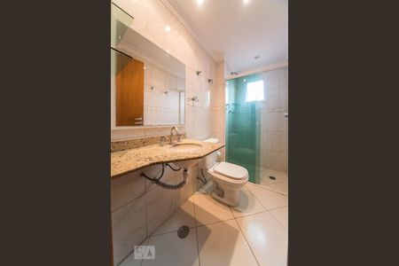 Banheiro de apartamento para alugar com 3 quartos, 91m² em Santa Maria, São Caetano do Sul