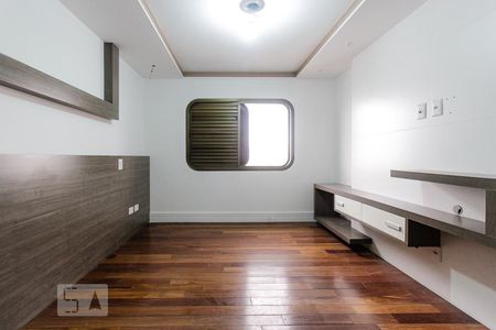 Apartamento à venda com 600m², 4 quartos e 3 vagassuite principal