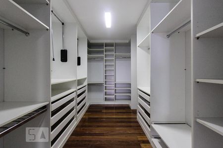 Apartamento à venda com 600m², 4 quartos e 3 vagasclost suite principal