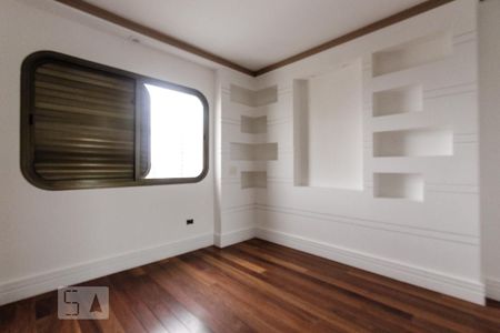 Apartamento à venda com 600m², 4 quartos e 3 vagasquarto 02