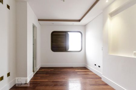 Apartamento à venda com 600m², 4 quartos e 3 vagassuite