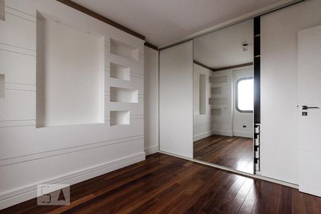 Apartamento à venda com 600m², 4 quartos e 3 vagasquarto 02