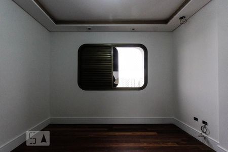 Apartamento à venda com 600m², 4 quartos e 3 vagasquarto 01