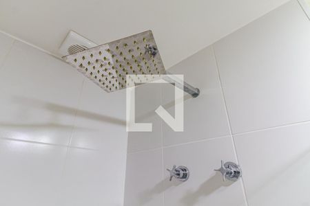 Banheiro de kitnet/studio para alugar com 1 quarto, 36m² em Sumarezinho, São Paulo
