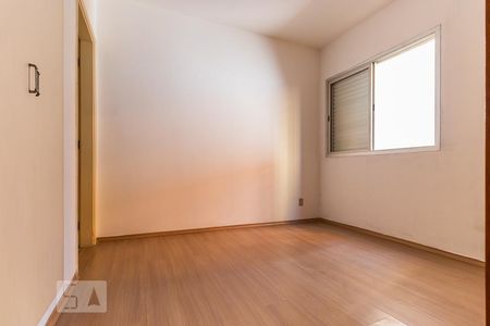Quarto de apartamento à venda com 1 quarto, 41m² em Centro, Campinas