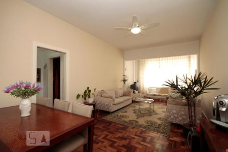 Sala de apartamento para alugar com 2 quartos, 130m² em Bela Vista, São Paulo