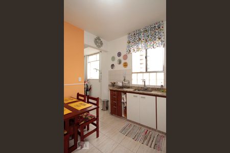 Apartamento para alugar com 130m², 2 quartos e sem vagaCozinha