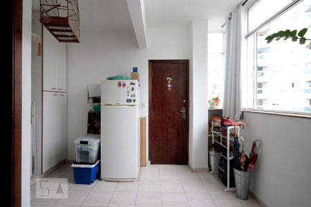 Apartamento para alugar com 130m², 2 quartos e sem vagaÁrea de Serviço
