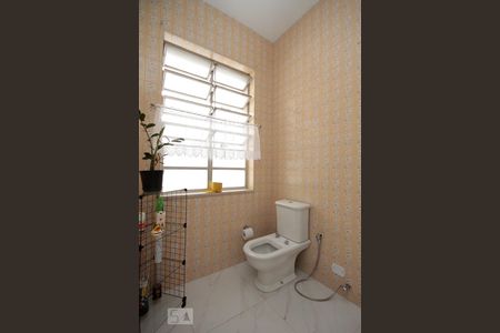 Banheiro de apartamento para alugar com 2 quartos, 130m² em Bela Vista, São Paulo