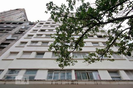 Apartamento para alugar com 130m², 2 quartos e sem vagaFachada