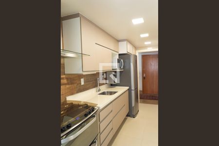 Apartamento à venda com 132m², 3 quartos e 3 vagasCozinha