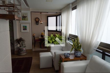 Apartamento à venda com 132m², 3 quartos e 3 vagasVaranda da Sala