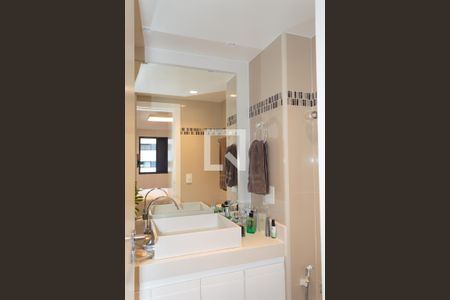 Apartamento à venda com 132m², 3 quartos e 3 vagasBanheiro da Suíte 3