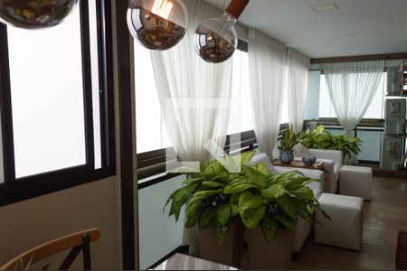 Apartamento à venda com 132m², 3 quartos e 3 vagasVaranda da Sala