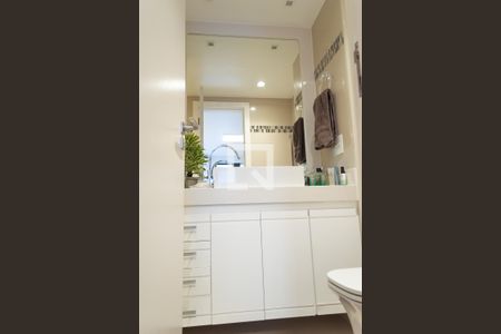 Apartamento à venda com 132m², 3 quartos e 3 vagasBanheiro da Suíte 3