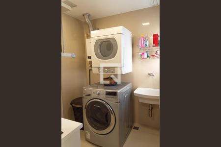 Apartamento à venda com 132m², 3 quartos e 3 vagasÁrea de Serviço