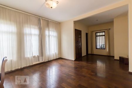 Sala de casa à venda com 3 quartos, 210m² em Vila Pedro Moreira, Guarulhos
