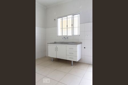 Casa para alugar com 120m², 2 quartos e 1 vagaCozinha 