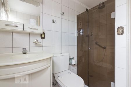 Banheiro de apartamento para alugar com 2 quartos, 68m² em Jardim Leonor Mendes de Barros, São Paulo